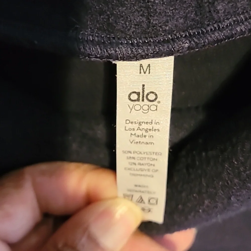 Alo Yoga Haze Cowl Turtle Neck Fleece Pullover